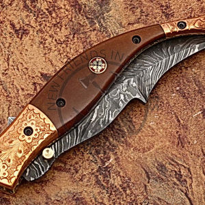 Cuchillo plegable de acero Damasco de alta calidad con mango de refuerzo de COBRE sólido Cuchillo de bolsillo compacto y duradero para exteriores a la venta - Product Image 3