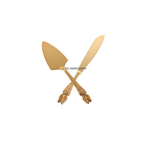 เครื่องมือตัดเค้กและมีดดีไซน์รูปสับปะรดเคลือบทองเกรดสูง - Product Image 1