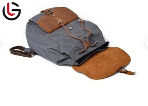 Sac à dos en toile cirée simple et durable pour les voyages de tous les jours à l'école ou le week-end - Product Image 3