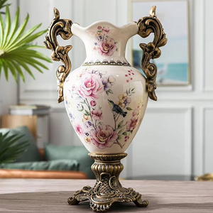 Vase à nervures bleu pâle avec fleurs en porcelaine 3D et accents dorés, élégant présentoir floral, magnifique vase. - Product Image 5