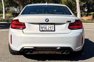 Auto Usado Premium 2020 B-MW M2 Competition, Aproximadamente 5,500 Millas, Motor de 6 Cilindros con Doble Turbo - Product Image 3