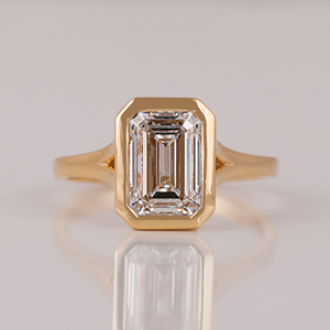3.00CT Emerald Cut Lab Grown Diamond Bezel Setting Luxueux 18K Gold Solid Engagement Ring Trendy Style Gift Ring for Women IGI - Product Image 1
