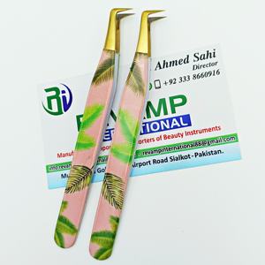 Marque privée Papier Enduit Durable En Acier Inoxydable 90 Degrés Boot Extension De Cils Pince À Épiler Conception Pour Les Ventilateurs De Méga Volume - Product Image 2