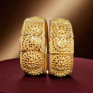 Juego de brazaletes listos para enviar con brazaletes de estilo moderno chapados en oro de 22 quilates para mujer, joyería de exportadores - Product Image 1