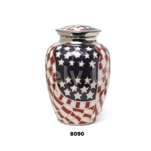 Urna de cremación de latón con bandera americana para cenizas humanas-Urna funeraria para adultos con bolsa de transporte de terciopelo - Product Image 1