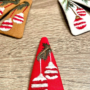 กิ๊บติดผมปักลายสำหรับเด็กผู้หญิงกิ๊บติดผมวินเทจเครื่องประดับผมแบบปักลายดอกไม้หรูหราของขวัญผลิตในเวียดนาม - Product Image 4