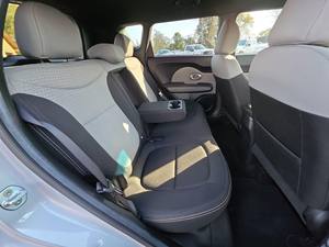 IMPRESIONANTE Ki-a So-ul + Plus 2016, Vagoneta 2.0L, TRANSMISIÓN AUTOMÁTICA, 4 CILINDROS - Product Image 2