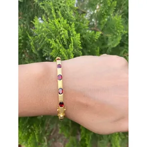 กำไลข้อมือเงินแท้ 925 ประดับด้วยโกเมน สวยงามหรูหรา - Product Image 2