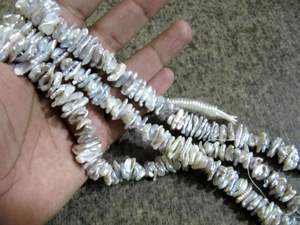 Nugget de forma libre de perla gris natural, cuentas de tamaño de 13 a 20mm, hebra de 8 pulgadas de largo, fabricación de joyas, cuentas de piedras preciosas - Product Image 2