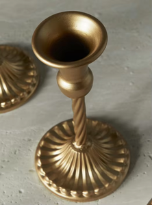 Support de bougie en métal torsadé finition or, idéal pour la décoration de table, centre de table et présentation intérieure élégante, idée cadeau - Product Image 4