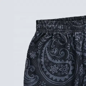 Short de sueur vierge personnalisé avec cordon de serrage et lavage à l'acide Shorts pour hommes en coton brut et uni - Product Image 4