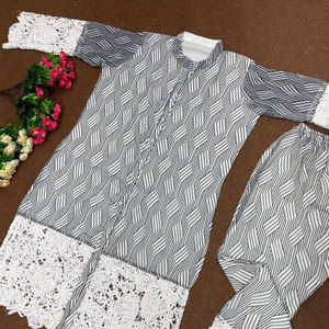 Designer attrayant nouvelle collection de pantalons de fête avec conception d'impression numérique sur tissu de soie Georgette lourd - Product Image 1