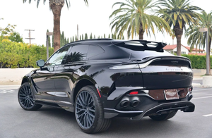 SD7VUJBWXPTV07160 2023 SUV de Lujo con Tracción en las Cuatro Ruedas, Motor V8 Twin Turbo de 4.0L, 697hp, 900Nm de Torque, Velocidad Máxima 310km/h, Bajo Kilometraje, OEM Industrial - Product Image 5