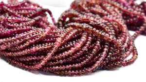 Perles de tourmaline rose foncé naturelles rondes polies lisses 6 - 8 mm Plus de tailles disponibles Perles véritables cristal - Product Image 3