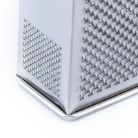 Universele 18cm roestvrijstalen fruit- en groenterasp met hoger koppel, zilver gepolijste spiegelafwerking, verbeterde grip en duurzaamheid