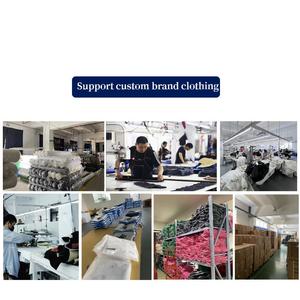 NUEVA Chaqueta Acolchada de Alta Calidad con Logotipo Personalizado Impreso en Lona Recubierta, Estilo Urbano, Invierno 2024 - Product Image 5