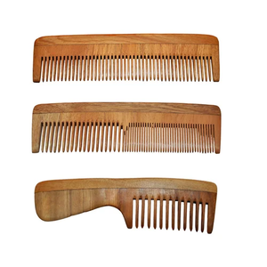 Peignes en bois de santal personnalisables de haute qualité Meilleure qualité Peigne de coiffure de salon Prix Mode naturelle Utilisation à domicile - Product Image 2