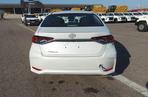 Auto Sedán Automático de Gasolina de 1.6 L Usado, Volante a la Izquierda, 32 Km, Modelo 2025 - Product Image 2