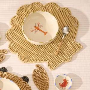 Sets de table bohème napperons en rotin pour décor de table ronde napperon fleur de forme ronde en gros Vietnam - Product Image 2