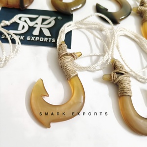 Tribal Buffalo Horn Hameçon Collier Fait À La Main Naturel Corne Pendentif pour Hommes Surfer et Beachwear Style Bijoux - Product Image 6