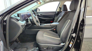 รถยนต์ฮุนได โซนาต้า SEL AWD ปี 2024 รุ่นซีดาน ยาง R18 เบาะหนัง กล้องมองหลัง เกียร์อัตโนมัติ พวงมาลัยซ้าย หลังคาซันรูฟแบบพาโนรามา - Product Image 2