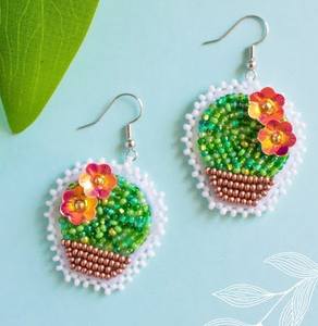 ต่างหูปักลายสำหรับผู้หญิง ต่างหูประดับลูกปัดหลากหลายแบบ งานปาร์ตี้ งานเทศกาล ราคาดีที่สุด ต่างหูประดับลูกปัด - Product Image 3