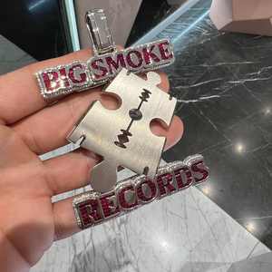 Colgantes Personalizados Unisex de Plata de Ley 925 con Moissanita Redonda de Corte Brillante Certificada GRA, Joyería Hip Hop Iced Out con Parte Trasera Sólida - Product Image 2