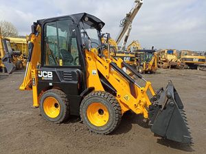 בשימוש jcb 1cx רטרו גלגל מטען טרקטור עם חזית בחזרה מטען 8 טון מדורג עבור חוות עם מנוע ליבה נושאת רכיבים - Product Image 3