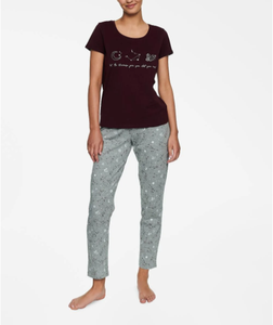 MOQ bajo Ropa de mujer Diseño personalizado Logo Imprimir Casual Conjunto de dos piezas Cuello redondo Manga corta Top y pantalones Trajes - Product Image 4