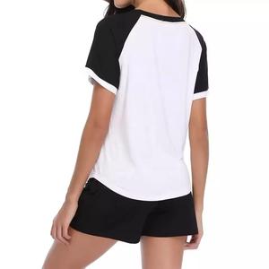 Ensemble 2 pièces de haute qualité pour la maison pour femmes Ensemble d'été avec t-shirt à manches courtes et short Ensemble confortable et décontracté pour femmes - Product Image 6