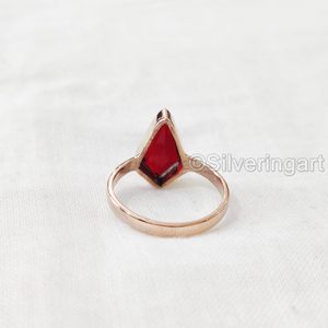 Anillo de mujer, granate Natural piedra preciosa, piedra natal de enero, regalo de Navidad mínimo delicado, anillo pequeño, joyería, anillo de Plata de Ley 925 - Product Image 6