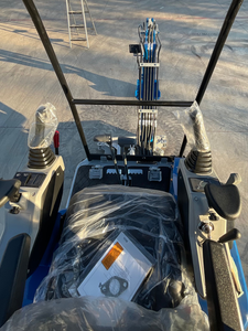 รถขุดขนาดเล็ก Kubota 1.5ตันพร้อมปั๊ม-รับประกัน2ปีอุปกรณ์ที่เชื่อถือได้สำหรับโปรเจกต์ - Product Image 2