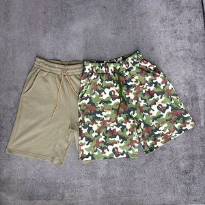 Shorts surdimensionnés en tissu peigné 100 % coton pour hommes, style hip-hop, vente en gros, personnalisables, pour la mode urbaine - Product Image 4