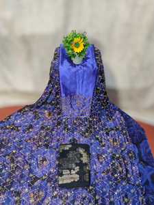 ชุดเดรสผ้าแจ็คการ์ดลายเรียบประดับลูกปัดหินโซมาเลียแบบดั้งเดิมทรงฟรานซาวี พร้อมลายดอกไม้ปักเลื่อมสีเงิน เหมาะสำหรับงานเทศกาล - Product Image 6