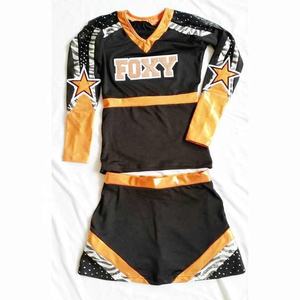 Uniforme de joie personnalisé élégant avec tissu extensible de haute qualité et couleurs vives, idéal pour les compétitions de cheerleading et les équipes - Product Image 6
