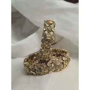 Brazalete Fino Navratna 925, Elegante y Lujoso - Product Image 3