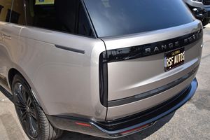 แลนด์โรเวอร์ เรนจ์โรเวอร์ สปอร์ต P530 SE ปี 2023 วิ่ง 650 ไมล์ เครื่องยนต์ทวินเทอร์โบ V8 ขับเคลื่อนสี่ล้อ พร้อมชุดอัพเกรดภายในสีอ่อน รุ่นพวงมาลัยซ้าย ขาย - Product Image 6