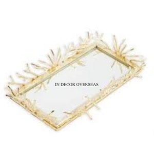 Plateau de miroir en forme de rectangle en métal de concepteur unique de fantaisie plaqué or de haute qualité pour la nourriture et d'autres articles servant de l'Inde - Product Image 1