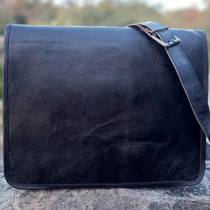 Sacoche vintage en cuir de chèvre véritable sacoche élégante pour ordinateur portable - Product Image 1