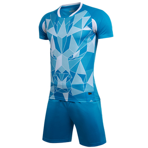 Camiseta de fútbol de invierno profesional de alta calidad, pantalones cortos con logotipo personalizado - Product Image 4