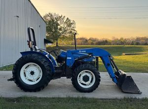 New Hollands Tractor 4WD usado, los mejores tractores agrícolas, agricultura de segunda mano, precio en stock, entrega rápida al por mayor a EE. UU./UE - Product Image 4