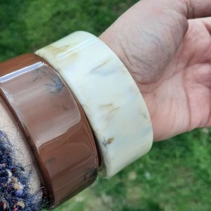 กำไลและสร้อยข้อมือเรซิ่นสำหรับผู้หญิง คอลเลคชั่นใหม่ เครื่องประดับสไตล์นางฟ้าสำหรับงานปาร์ตี้และงานแต่งงาน คุณภาพสูง - Product Image 1