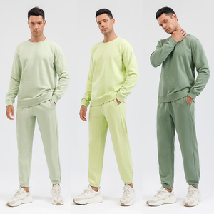 Ensemble de survêtement en coton uni pour homme personnalisé |   Sweat-shirt et pantalon de survêtement |   Logo brodé personnalisé, vêtements de sport OEM 2 pièces - Rapide - Product Image 2