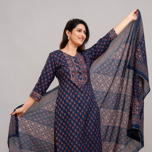 Dernière collection de vêtements de bureau quotidiens pour femmes, élégant ensemble kurta pantalon en coton imprimé avec dupatta, salwar kameez prêt à porter - Product Image 1