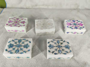 Custom Size & Design <b>Floral</b> Bone Inlay Jewelry <b>Box</b> Highly Crafted Marble <b>Box</b> with Mix Mother of Pearl From India - Product Image 2