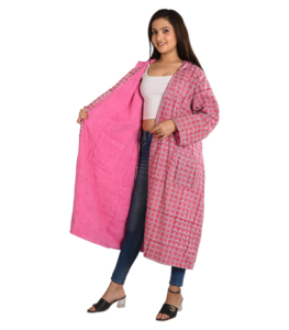 Chaqueta larga acolchada de manga larga Reversible de algodón con estampado Floral Jaipuri para mujer - Product Image 2