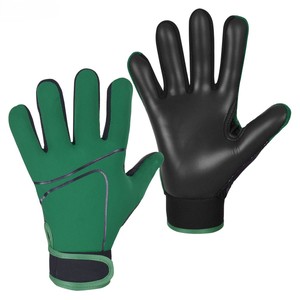 Guantes gaélicos de fútbol de Venta caliente Guantes de lanzamiento de diseño de impresión por sublimación personalizada - Product Image 4