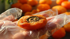 ลูกพลับแห้งจำนวนมากผลไม้ธรรมชาติทั้งชิ้นสำหรับบริการด้านอาหารและจำหน่าย | มิสซี่เจสซี่ - Product Image 3