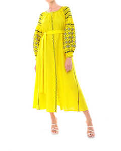 เดรสยาวสไตล์ยูเครนยาวถึงพื้นแขนทรงบอลลูนปักลายสำหรับผู้หญิงสินค้าออกใหม่ - Product Image 1