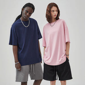 Venta al por mayor Unisex Verano Casual Camiseta Tendencia O-cuello Forma suelta Manga corta Largo Regular Color sólido 100% Algodón Hombres - Product Image 1